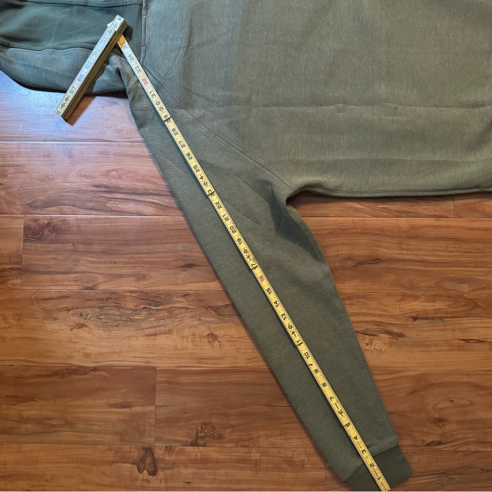 Rhone Men's Heritage Olivine Hoodie. New w/o tags - Picture 3 of 6